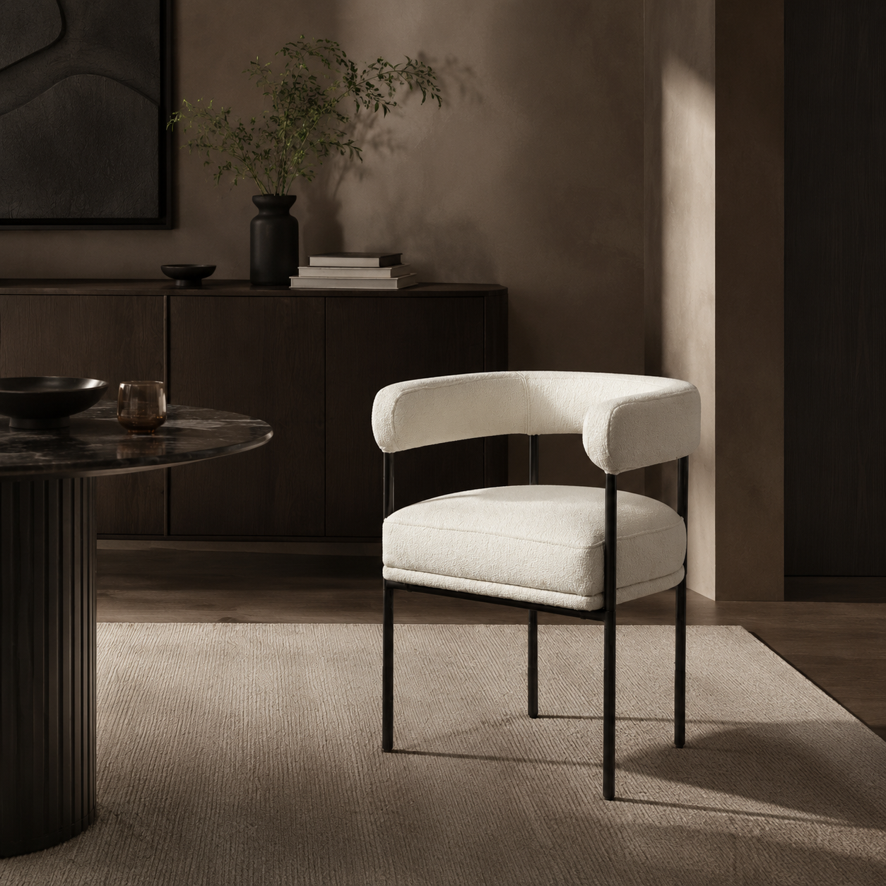 Indoor Dining Chair in LVL plywood frame + solid foam + metal legs