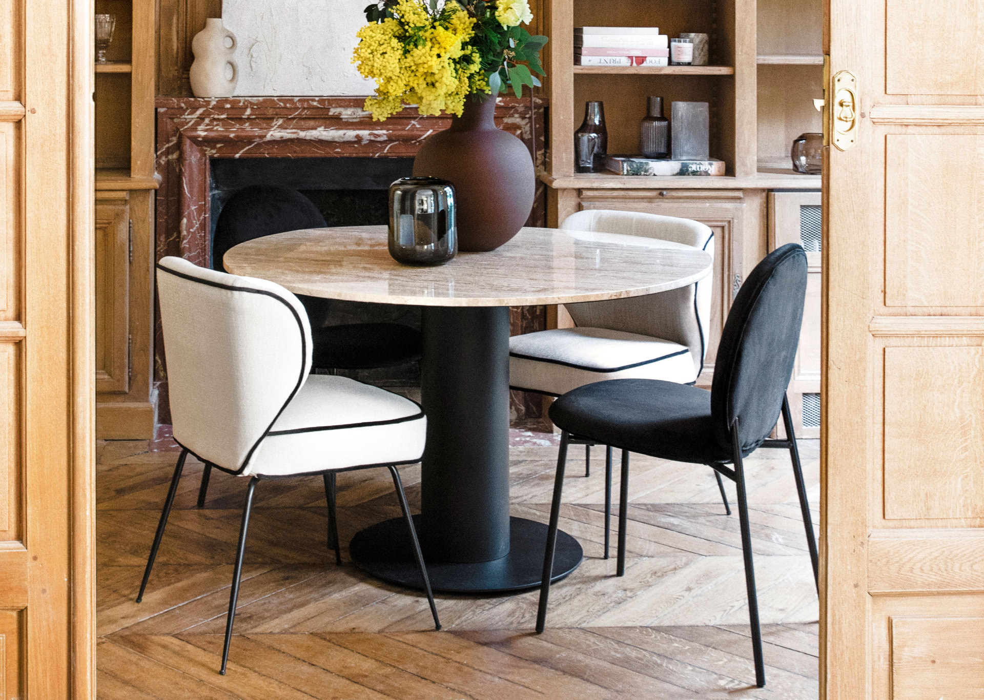 Indoor Dining Chair — Piped in LVL plywood frame + solid foam + metal legs